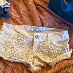 Hollister Women's Cream Lace High Waist Shorts
